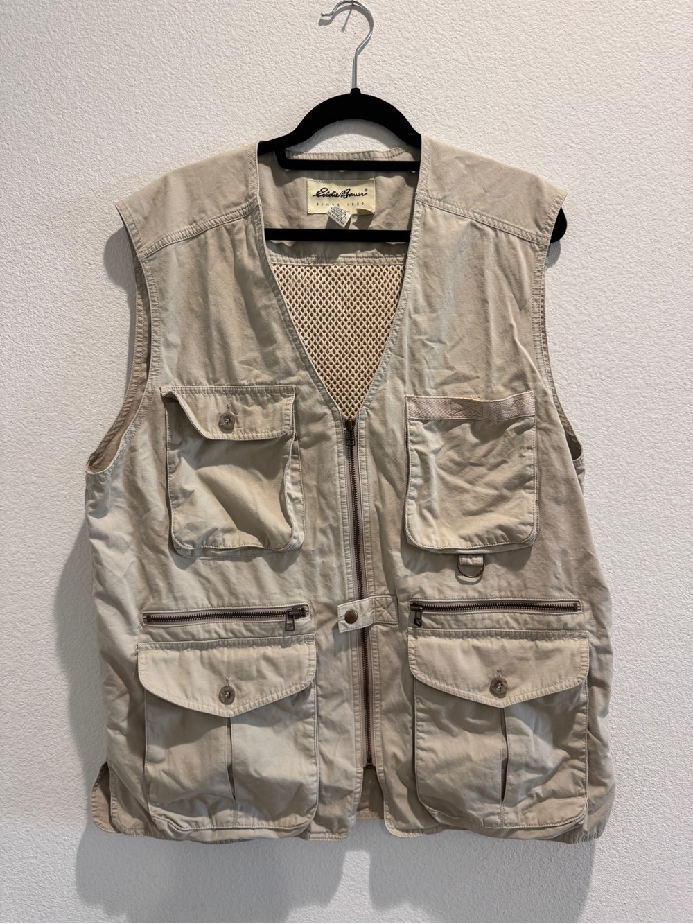 Eddie Bauer Lightweight Tan Field Vest with Multiple Pockets